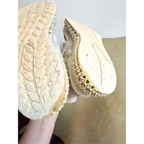 Adidas Ultra 4DFWD 4D‎ ID1687 Crystal White Glow In The Dark GITD Size 6 Men’s - Picture 9 of 10